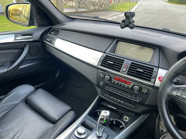 Bmw - 2009 - x5 - personenauto - afbeelding 8 van  15