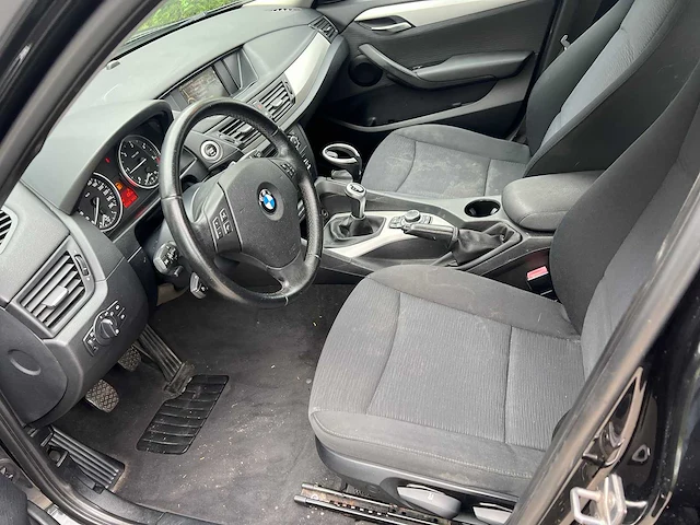 Bmw - 2010 - x1 - sdrive - personenauto - afbeelding 14 van  31