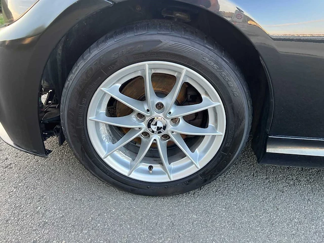 Bmw - 2011 - 316 d - personenauto - afbeelding 2 van  28