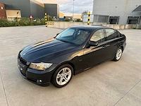 Bmw - 2011 - 318 - personenauto - afbeelding 1 van  31
