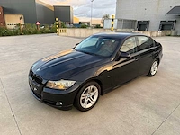 Bmw - 2011 - 318 - personenauto - afbeelding 12 van  31
