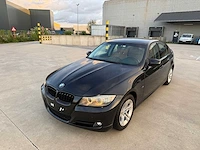Bmw - 2011 - 318 - personenauto - afbeelding 26 van  31