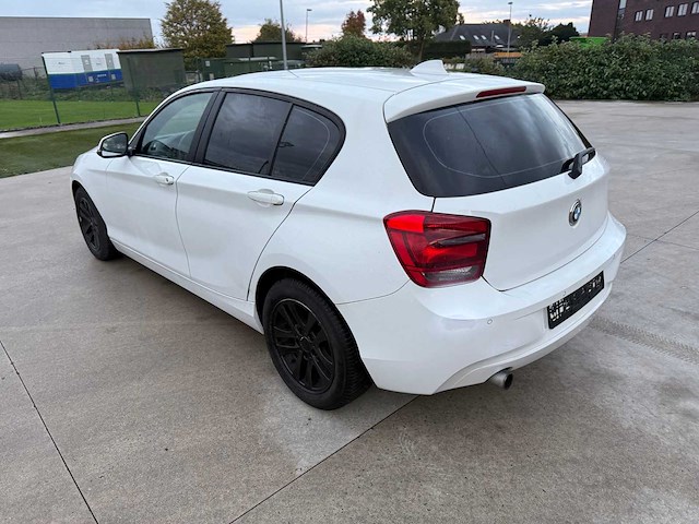 Bmw - 2013 - 114 - personenwagen - personenauto - afbeelding 5 van  20