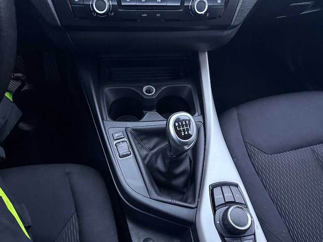 Bmw - 2013 - 114 - personenwagen - personenauto - afbeelding 11 van  20