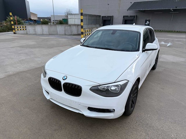 Bmw - 2013 - 114 - personenwagen - personenauto - afbeelding 15 van  20