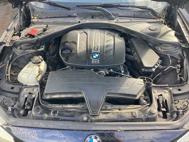 Bmw - 2014 - 116d - personenauto - afbeelding 4 van  16