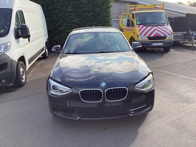Bmw - 2014 - 116d - personenauto - afbeelding 9 van  16