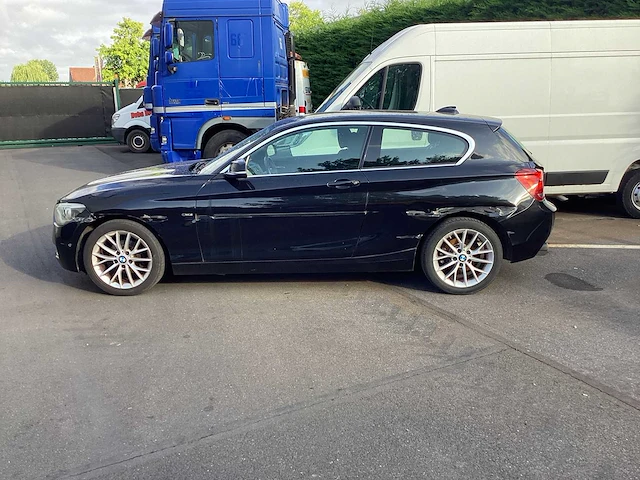 Bmw - 2014 - 116d - personenauto - afbeelding 11 van  16