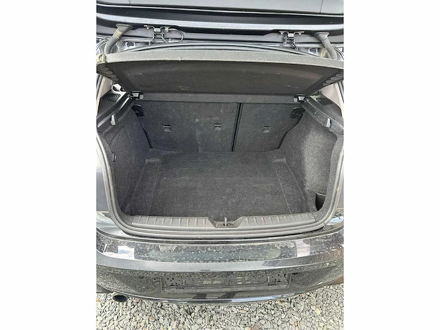 Bmw - 2014 - 116i - personenauto - afbeelding 9 van  34