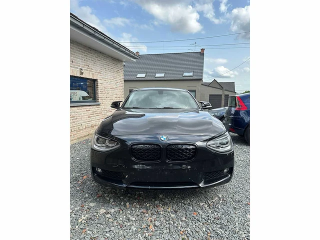 Bmw - 2014 - 116i - personenauto - afbeelding 23 van  34
