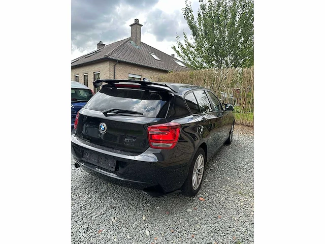 Bmw - 2014 - 116i - personenauto - afbeelding 31 van  34