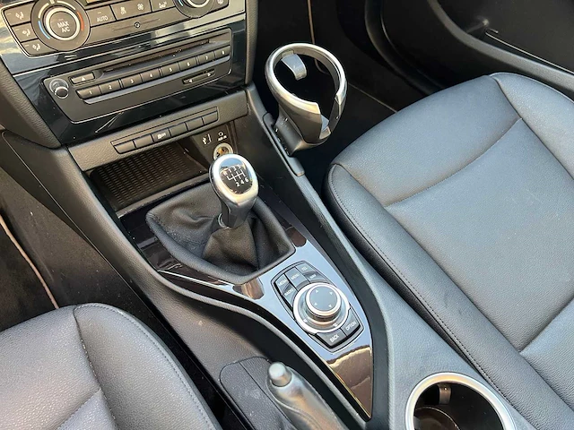 Bmw - 2015 - x1 - sdrive - personenauto - afbeelding 13 van  22