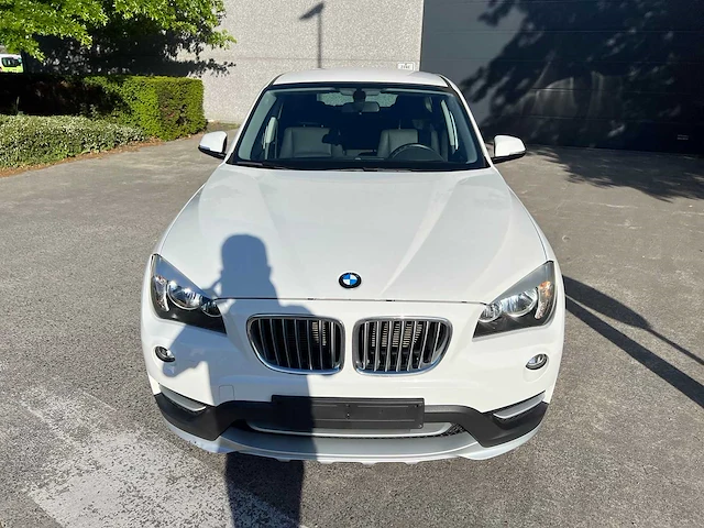 Bmw - 2015 - x1 - sdrive - personenauto - afbeelding 18 van  22