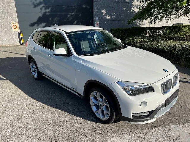 Bmw - 2015 - x1 - sdrive - personenauto - afbeelding 19 van  22
