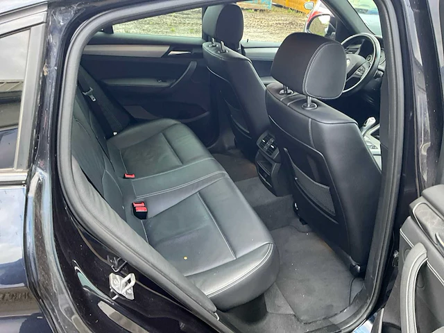 Bmw - 2015 - x4 xdrive - personenauto - afbeelding 20 van  36