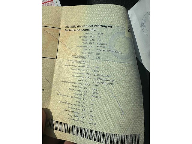 Bmw - 2016 - m50d - personenauto - afbeelding 20 van  27