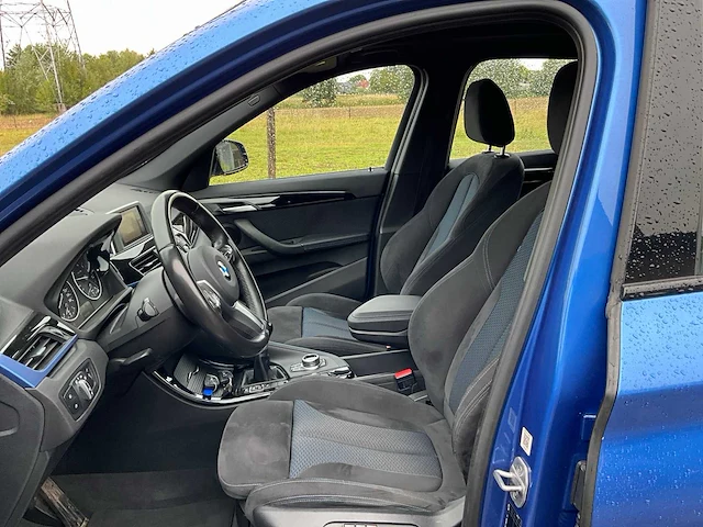 Bmw - 2017 - x1 - sdrive 18i - personenauto - afbeelding 21 van  60