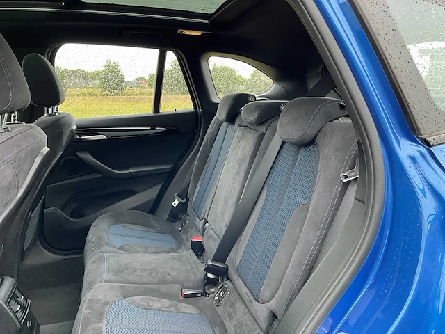 Bmw - 2017 - x1 - sdrive 18i - personenauto - afbeelding 42 van  60