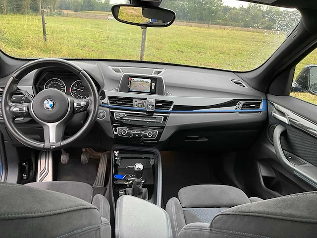 Bmw - 2017 - x1 - sdrive 18i - personenauto - afbeelding 44 van  60