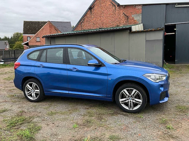 Bmw - 2017 - x1 - sdrive 18i - personenauto - afbeelding 6 van  60