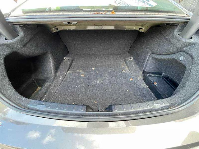Bmw - 3 - 318d - auto - 2012 - afbeelding 18 van  36