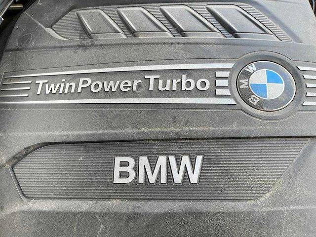 Bmw - 3 - 318d - auto - 2012 - afbeelding 24 van  36