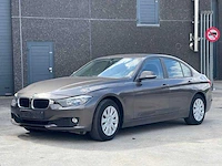 Bmw - 3 - 318d - auto - 2012 - afbeelding 30 van  36