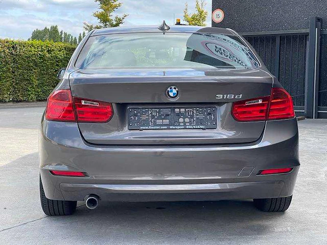 Bmw - 3 - 318d - auto - 2012 - afbeelding 23 van  36