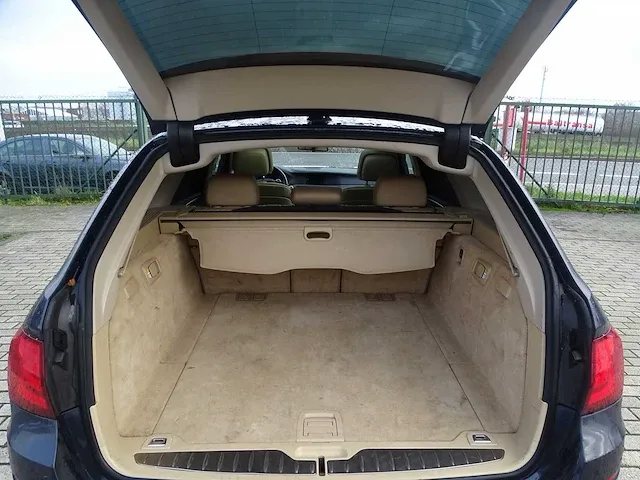 Bmw - 520d - - afbeelding 2 van  25