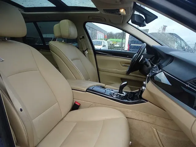 Bmw - 520d - - afbeelding 6 van  25