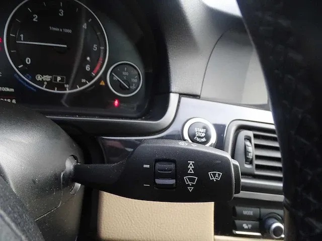 Bmw - 520d - - afbeelding 13 van  25