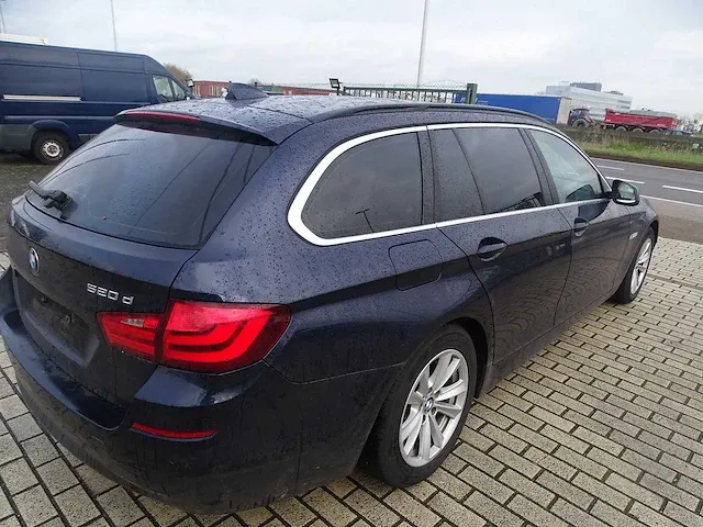 Bmw - 520d - - afbeelding 22 van  25