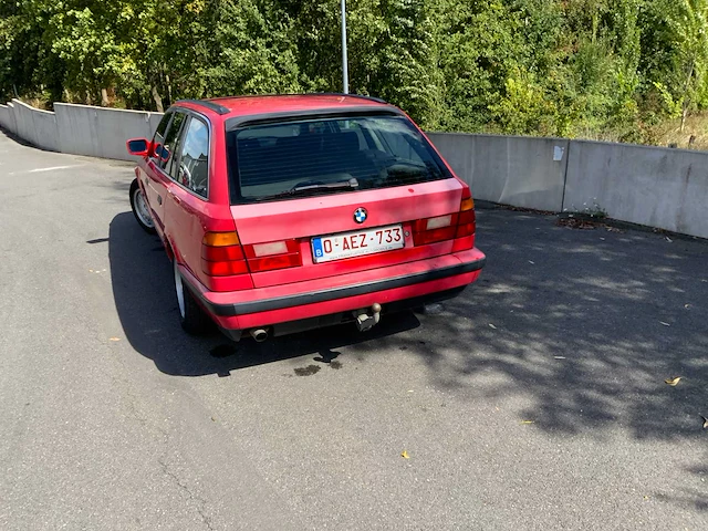 Bmw - 520i touring - 520i touring - oldtimer - afbeelding 8 van  56