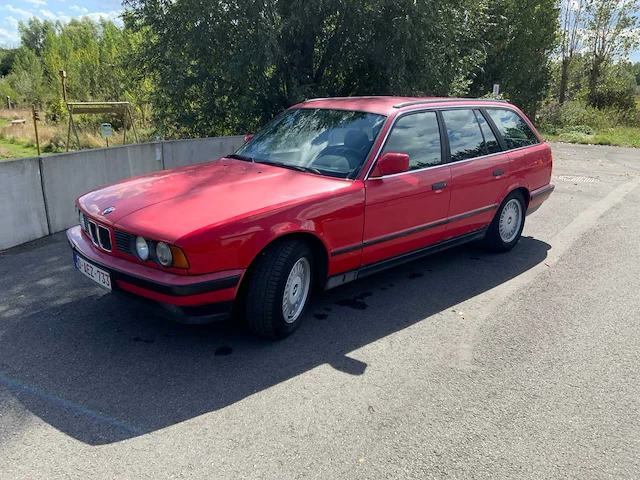 Bmw - 520i touring - 520i touring - oldtimer - afbeelding 15 van  56