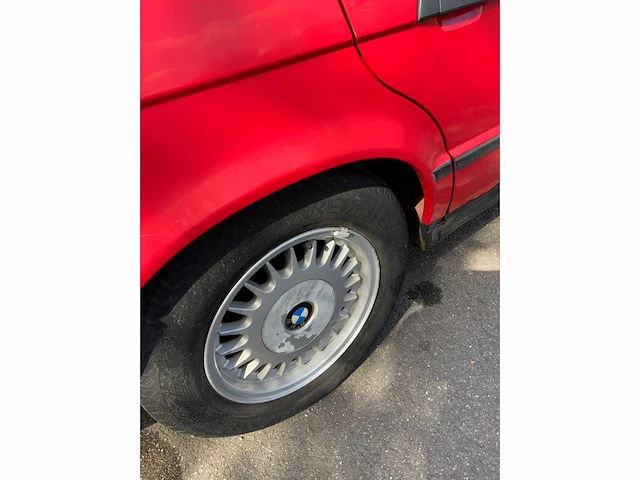 Bmw - 520i touring - 520i touring - oldtimer - afbeelding 40 van  56