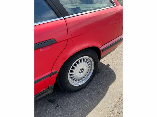 Bmw - 520i touring - 520i touring - oldtimer - afbeelding 43 van  56