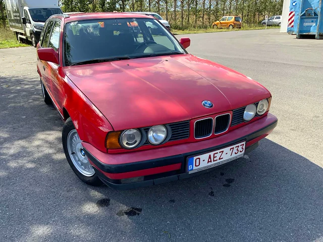 Bmw - 520i touring - 520i touring - oldtimer - afbeelding 34 van  56
