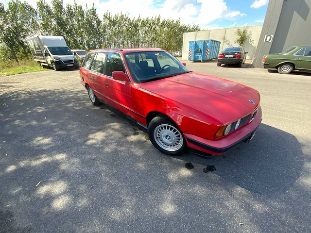 Bmw - 520i touring - 520i touring - oldtimer - afbeelding 53 van  56