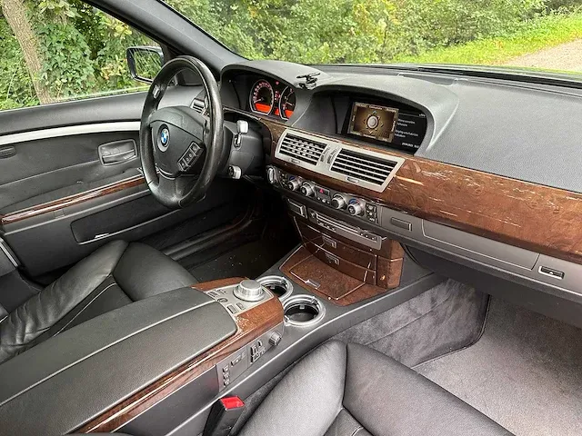 Bmw - 730d - personenauto - afbeelding 5 van  14