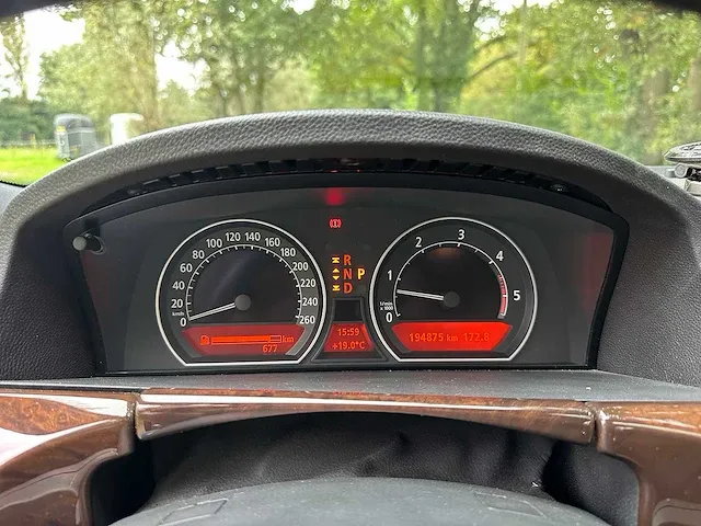 Bmw - 730d - personenauto - afbeelding 11 van  14