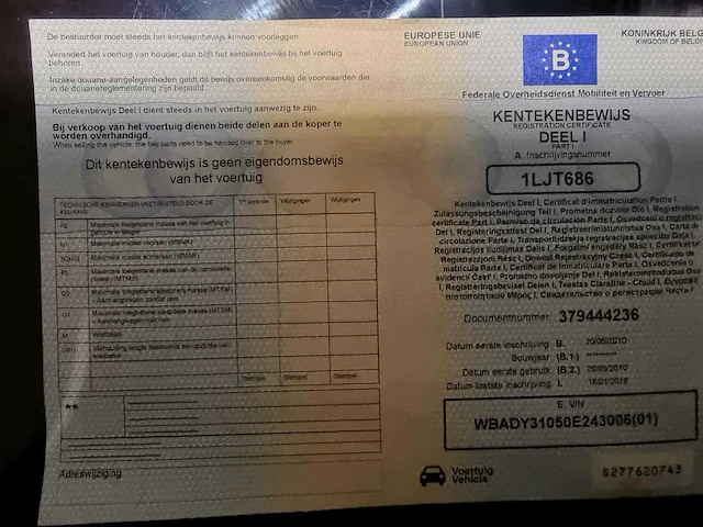 Bmw - dy31 - 3c - car - 2010 - afbeelding 2 van  13