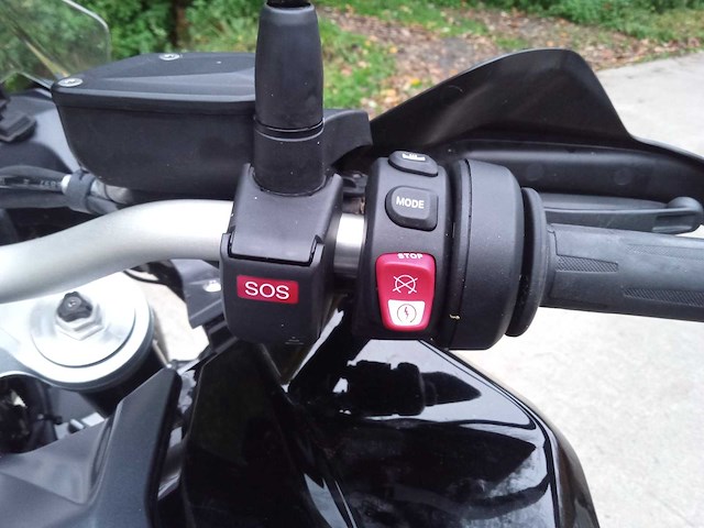 Bmw - f 900 gs - motorfiets - afbeelding 6 van  16