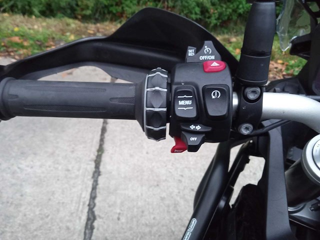 Bmw - f 900 gs - motorfiets - afbeelding 7 van  16