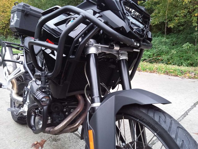 Bmw - f 900 gs - motorfiets - afbeelding 14 van  16