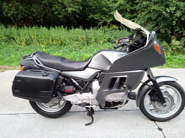 Bmw - k 100 rt - motorfiets - afbeelding 1 van  12