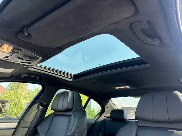 Bmw - m5 - personenauto - afbeelding 3 van  47