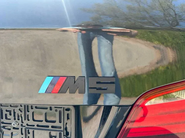 Bmw - m5 - personenauto - afbeelding 7 van  47