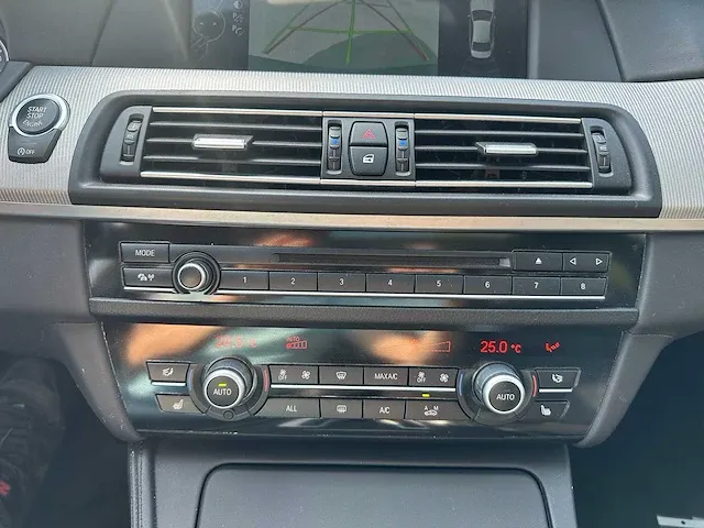 Bmw - m5 - personenauto - afbeelding 18 van  47