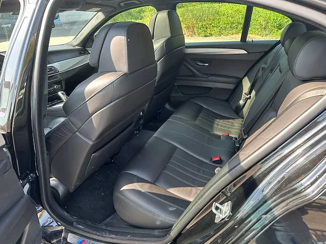 Bmw - m5 - personenauto - afbeelding 21 van  47