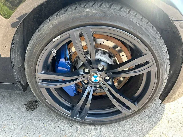 Bmw - m5 - personenauto - afbeelding 28 van  47